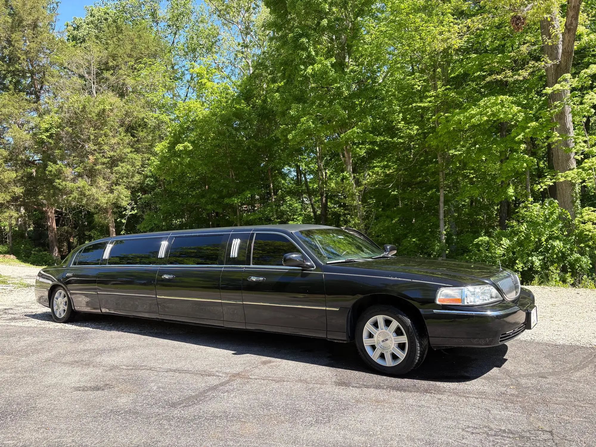 Limousine vs. Black Car: Elevating Your Louisville Event with Precision Transport