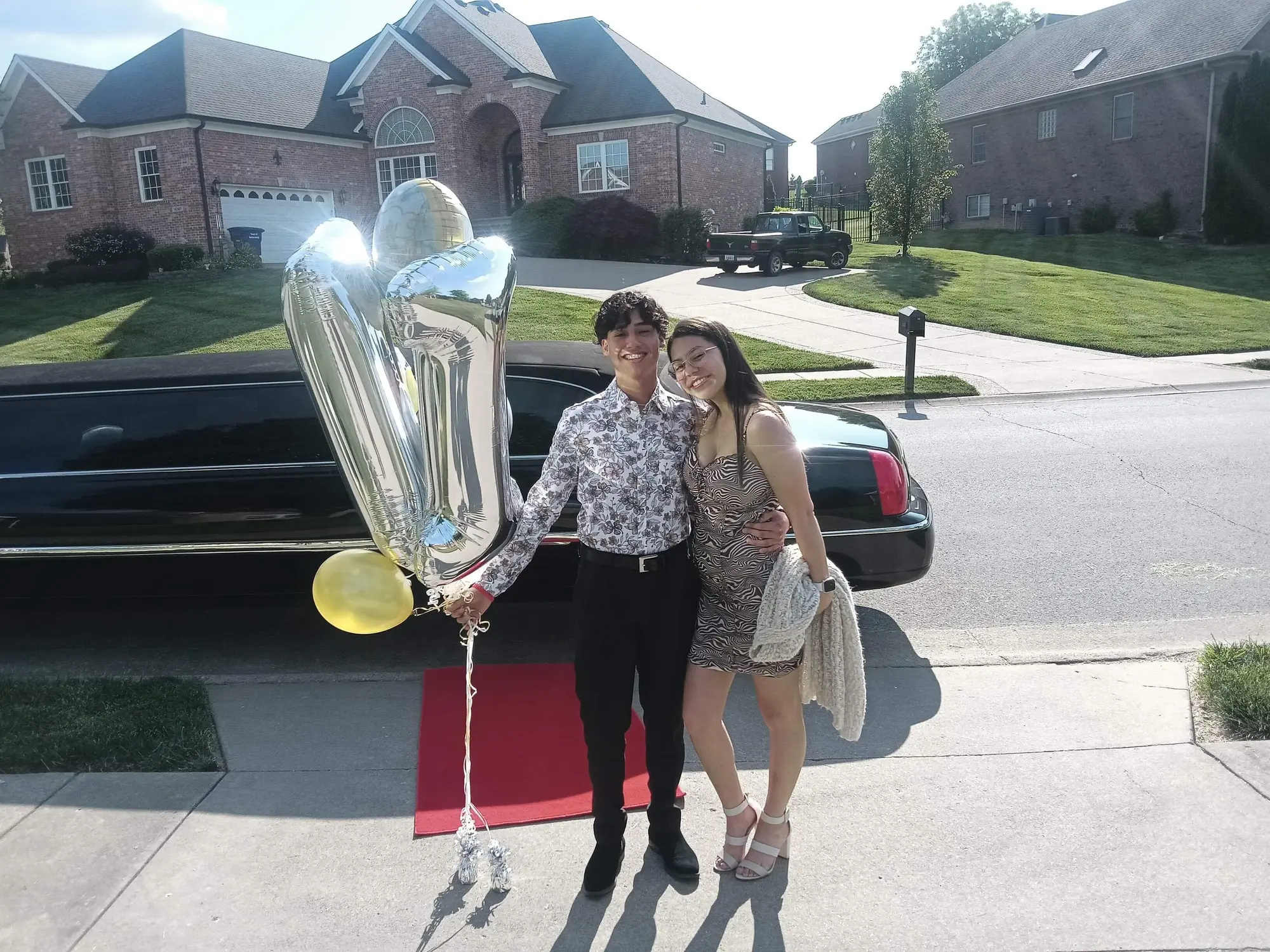 Homecoming Transportation in Louisville & Southern Indiana: A Parent's Guide to Limos and Party Buses